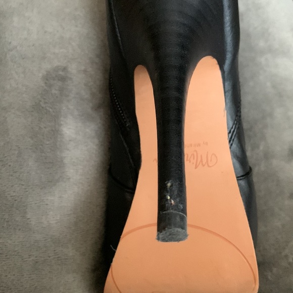 Miranda Lambert 5 inch Stiletto Peep Toe Booties - Picture 10 of 12